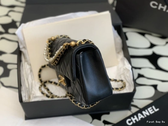 First Bag Ru 20CM CHANEL BAG FLAP 0820